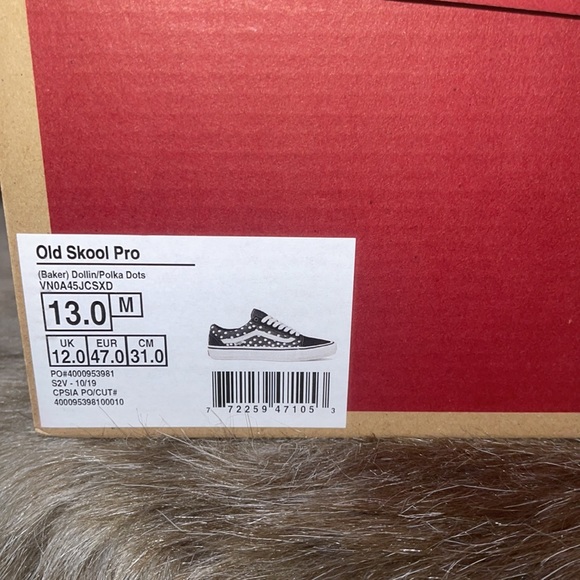 My partner no longer wants these shoes. - Picture 4 of 7